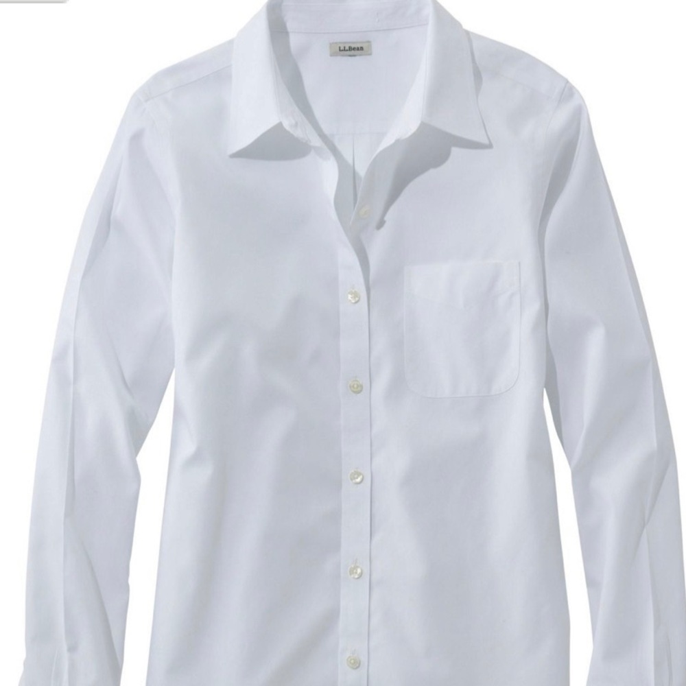 LL Bean Woman’s size small wrinkle resist shirt